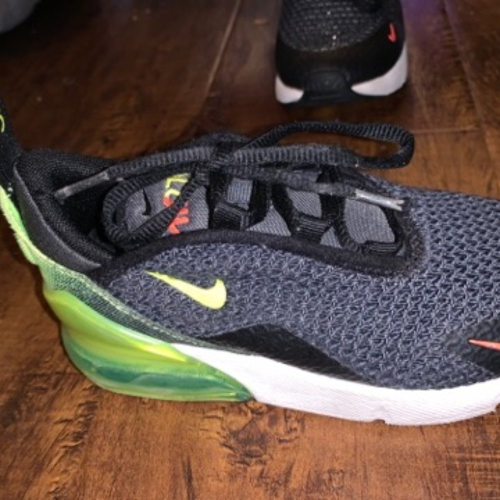 Air Max 270 Preschool - Picture 2 of 4